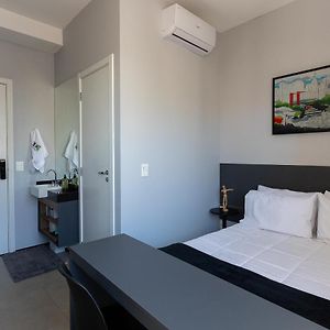 Studio Confortavel E Moderno - Vn Vergueiro Proximo A Hospitais, Universidades, A Av Paulista E Em Frente Ao Centro Cultural Sp - Excelente Localizacao - Ap 1515